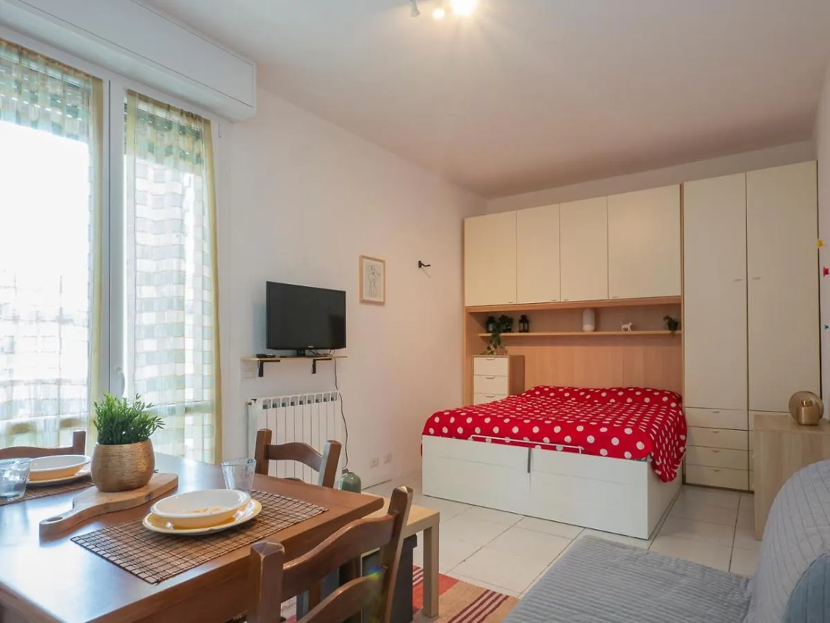 I Host Apartment - San Faustino 78 Milano